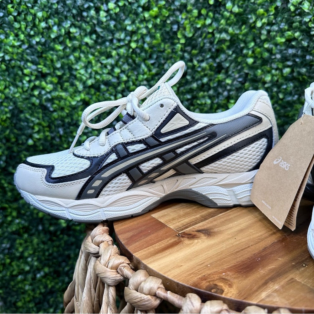 New Asics GEL-NYC 2055 Sneakers Gel-NYC 2055 1203A542 Pale‎ Oak Truffle Grey - Picture 8 of 15